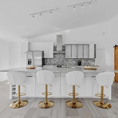 Villa Modern Elegance In Port St Lucie